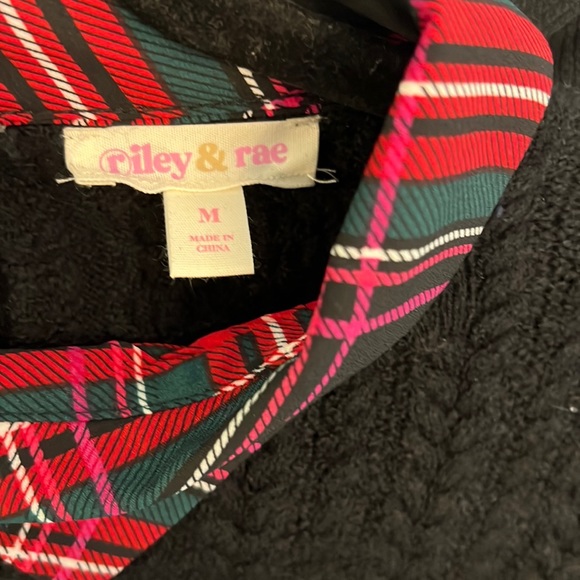 NWT Riley & Rae Cable Knit 2-For-1 Pullover Sweater - Picture 7 of 11